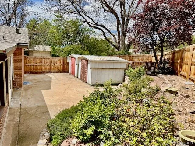 2352 S Holland Street Lakewood CO 80227 MLS #REC3524962 06092026010934 640 23