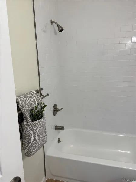 4301 W Kenyon Avenue Denver CO 80236 MLS #REC3525084 04302026195509 800 10