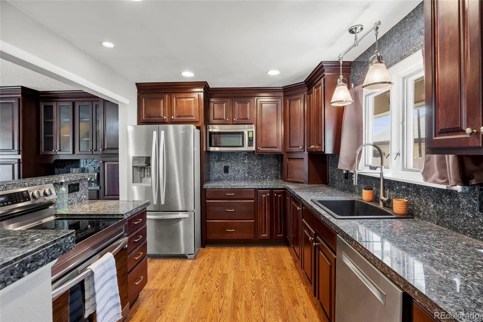 2625 S Peoria Street Aurora CO 80014 MLS #REC3525223 05142026211328 1600 0