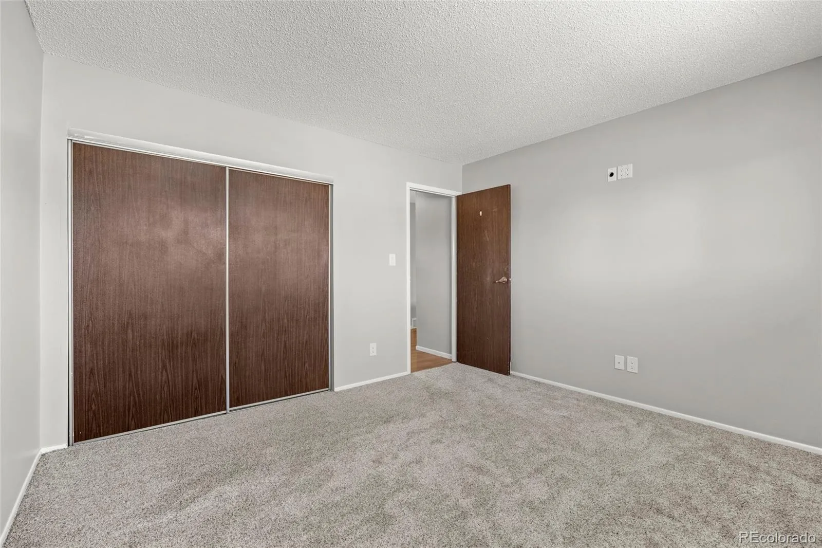 2625 S Peoria Street Aurora CO 80014 MLS #REC3525223 05142026211328 1600 20