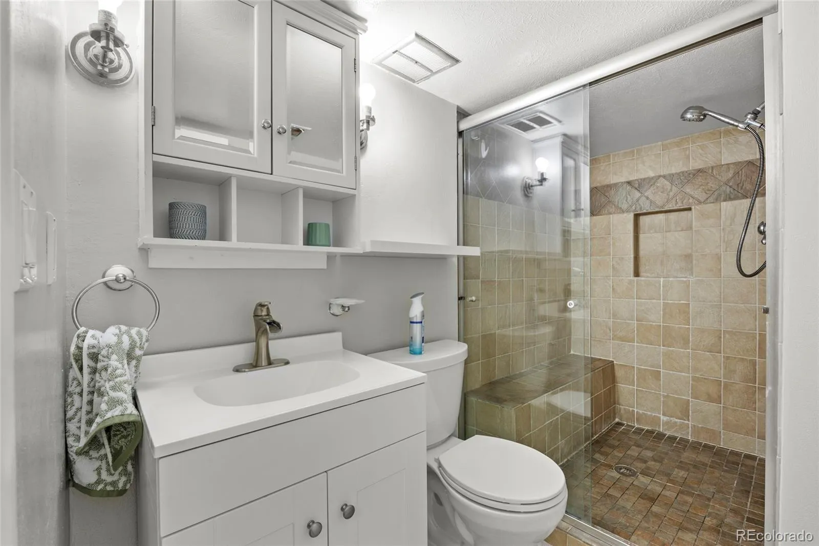 2625 S Peoria Street Aurora CO 80014 MLS #REC3525223 05142026211328 1600 24