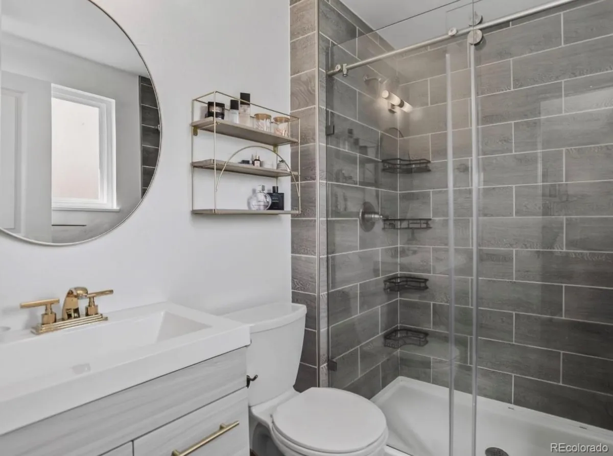 3126 S Emporia Court Denver CO 80231 MLS #REC3526095 05132026205348 1200 19