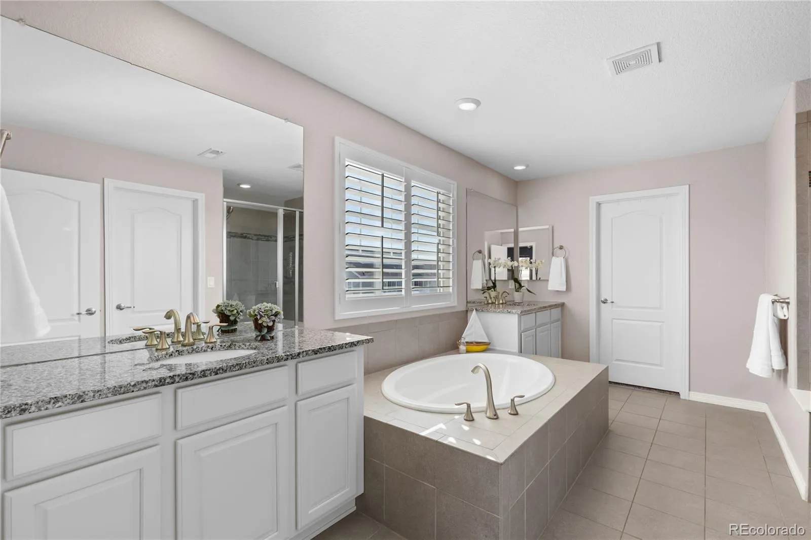 27267 E Jamison Place Aurora CO 80016 MLS #REC3526613 05282026022006 1600 23