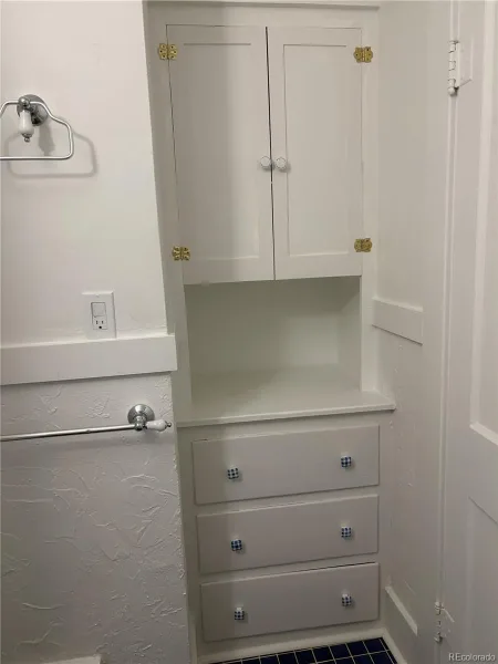 08212026232748 800 11