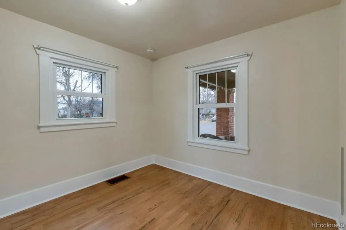 11232025014556 1200 15