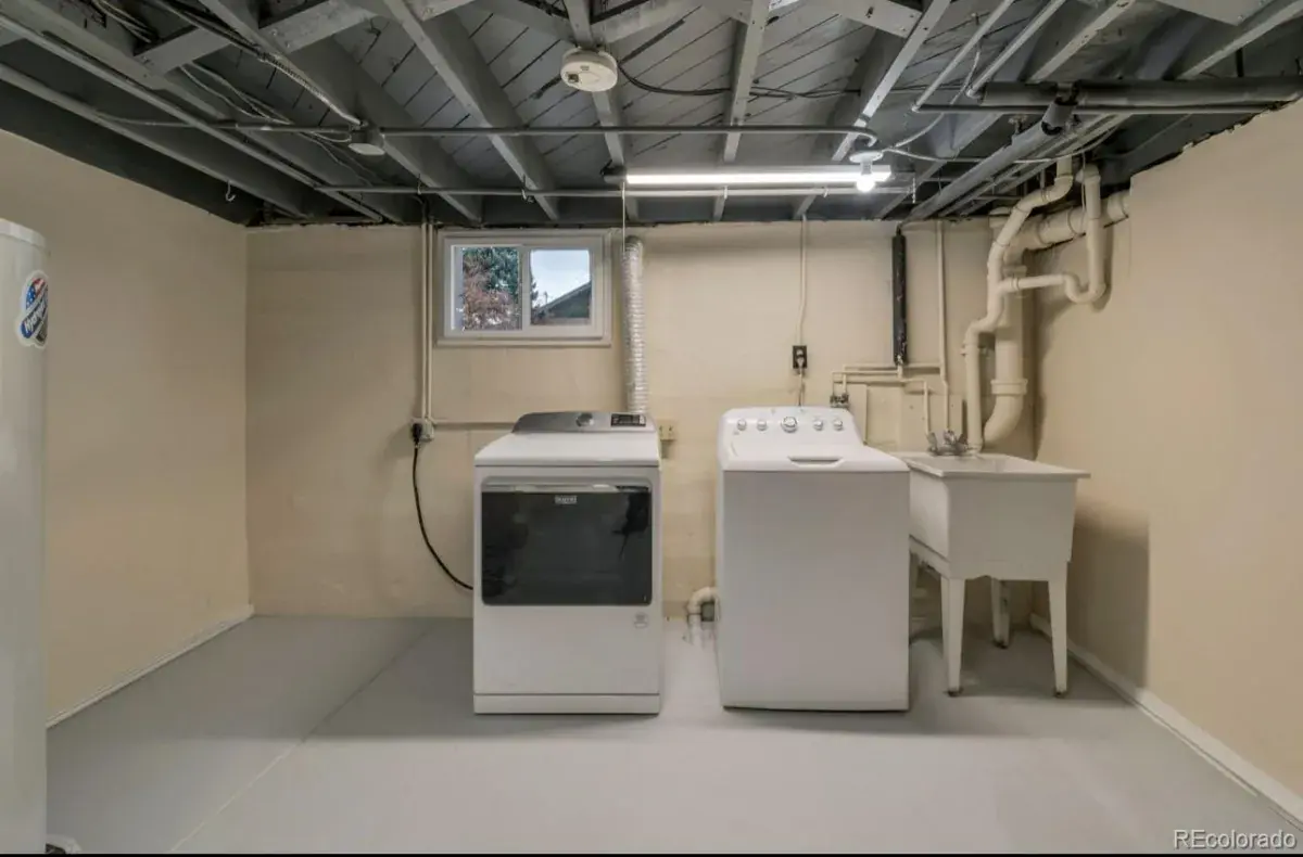 11232025014556 1200 18