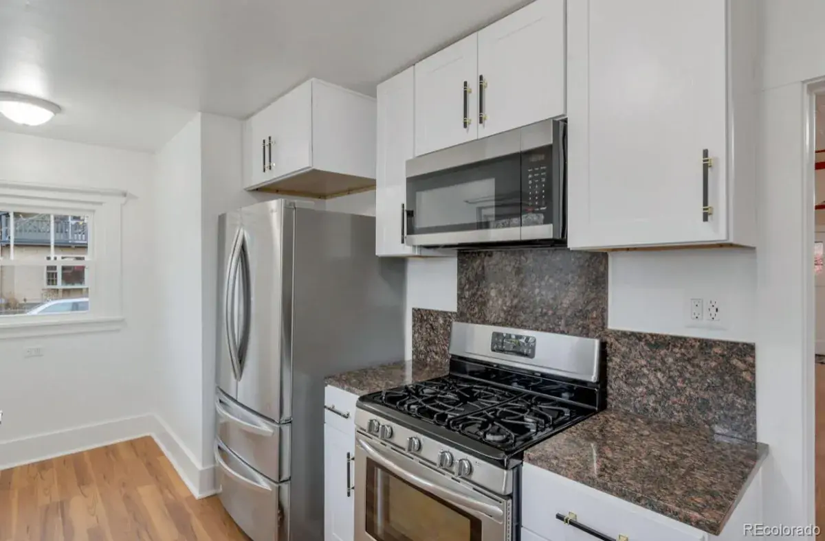 11232025014556 1200 9