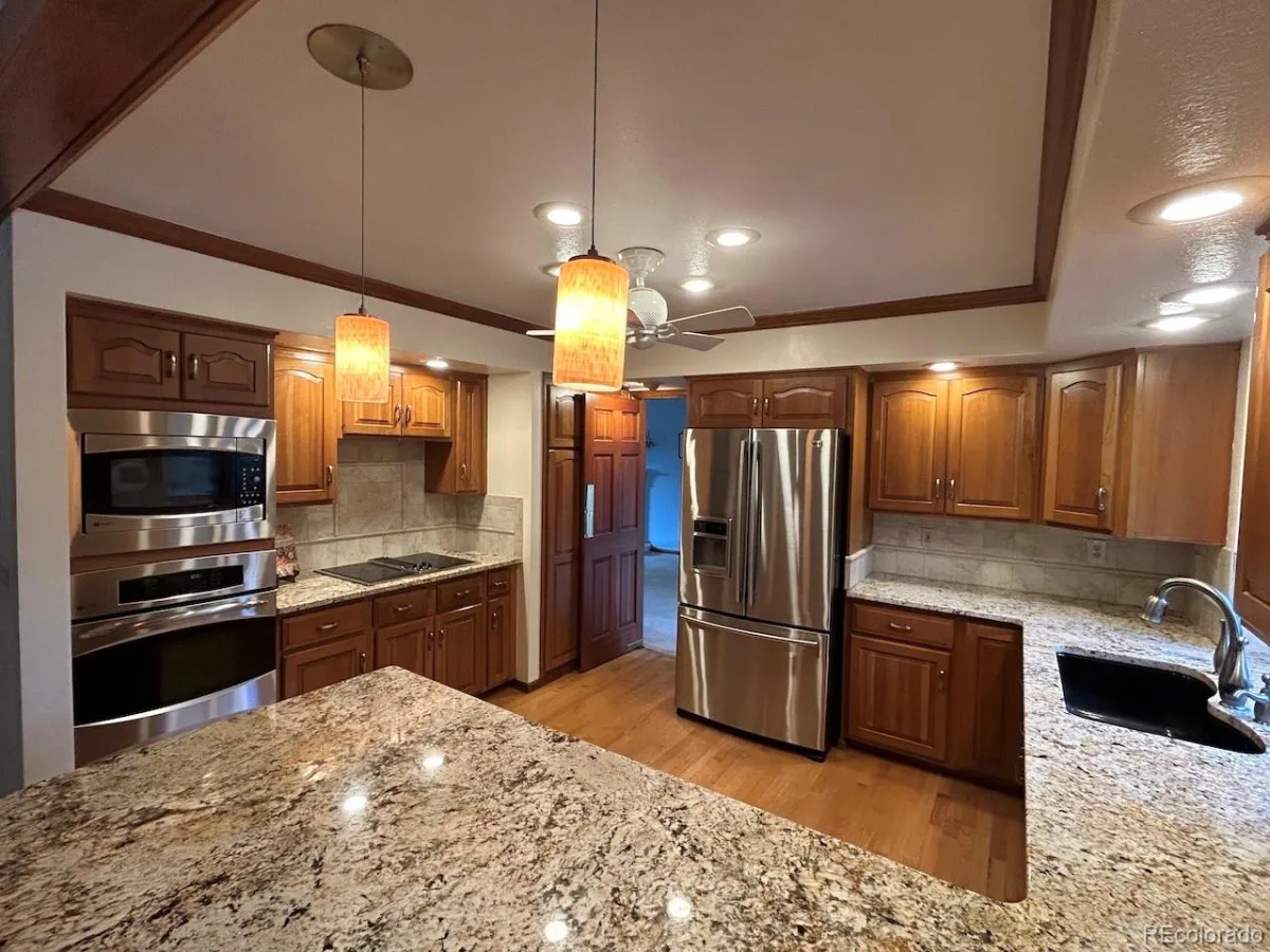 30 Spyglass Drive Littleton CO 80123 | MLS #REC3527048 07022026023117 1200 9