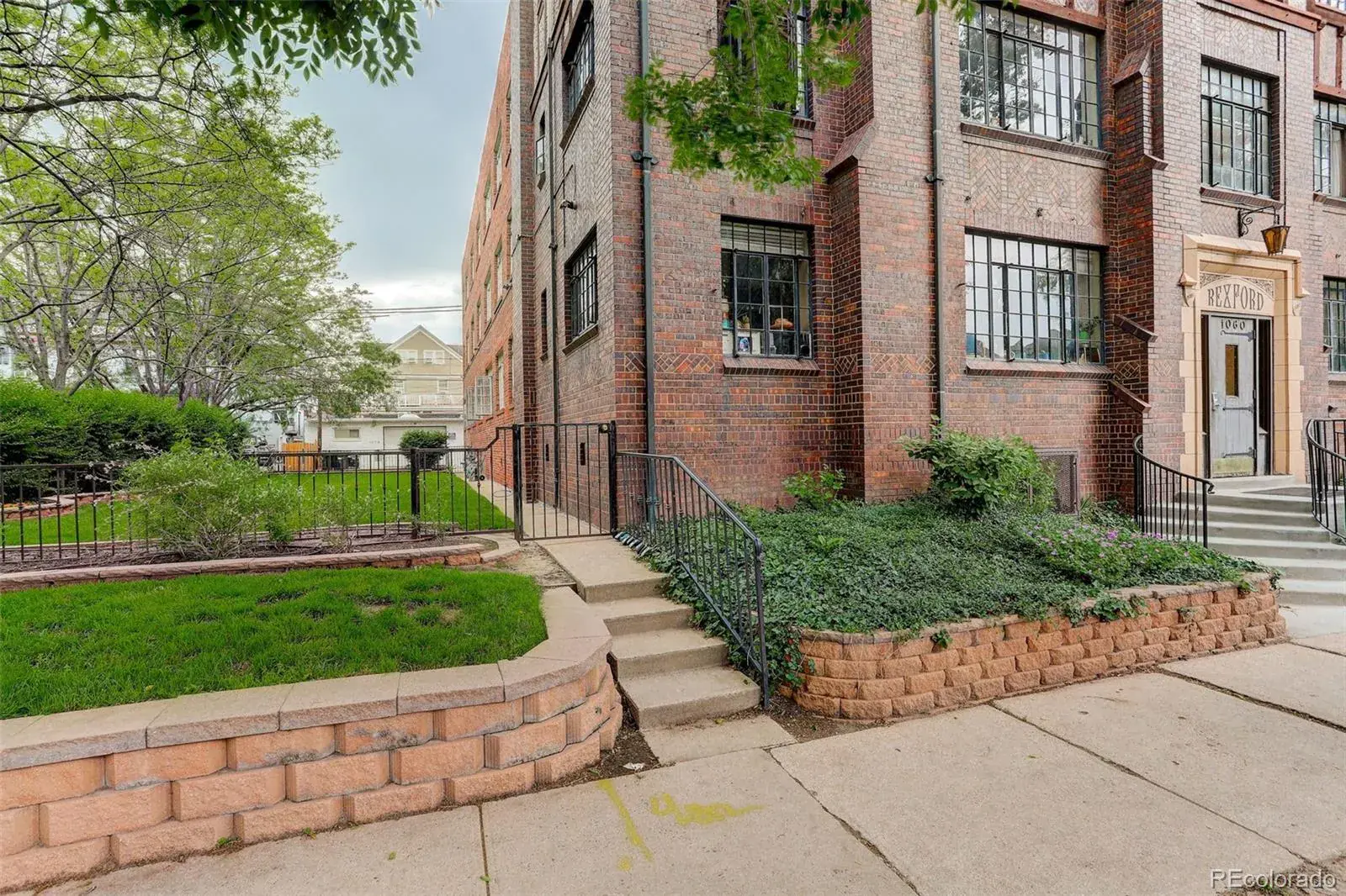 1060 N Washington Street #1A Denver CO 80203 MLS #REC3529852 12062025004815 1600 8