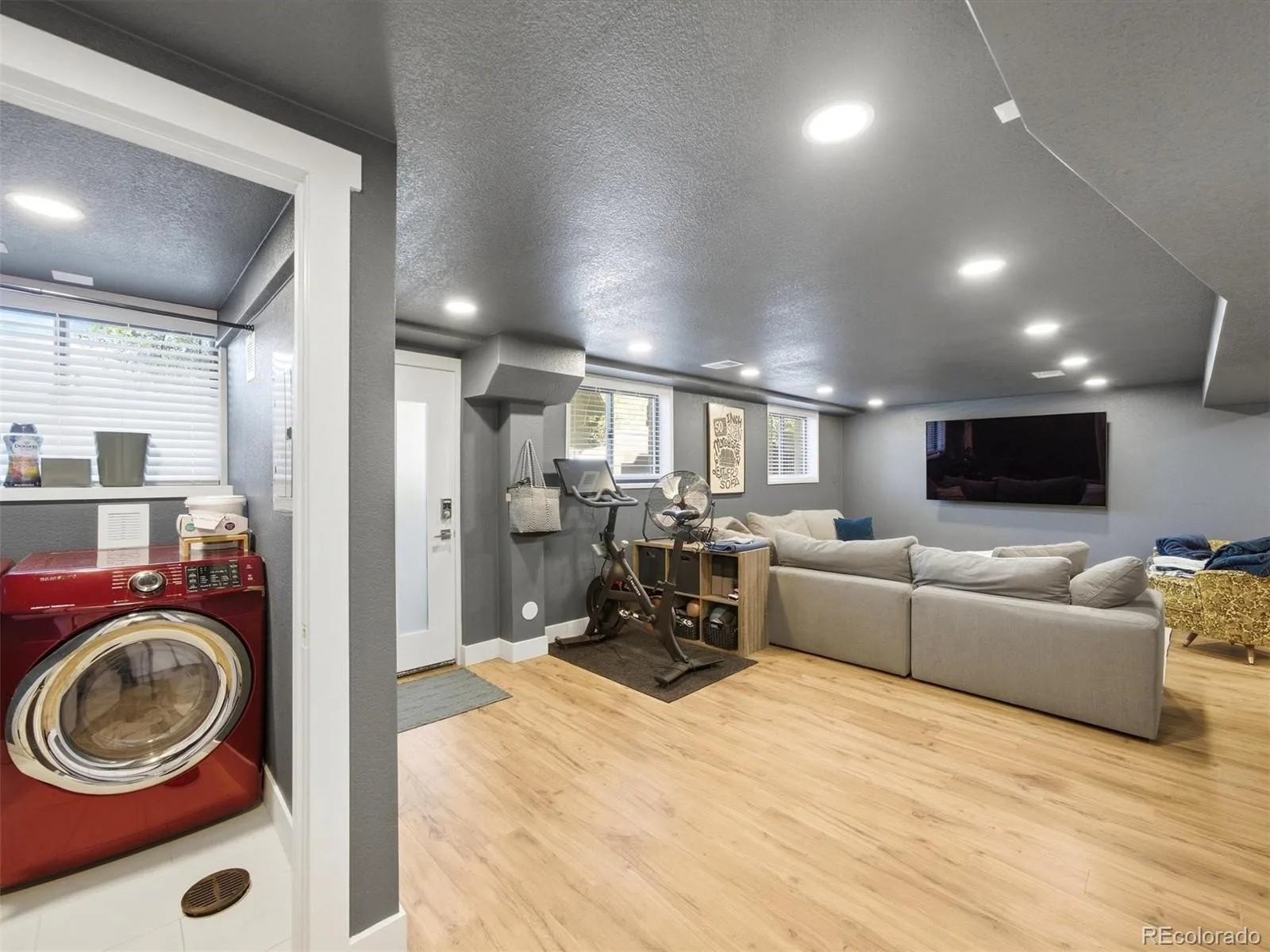 2651 S Jersey Street Denver CO 80222 | MLS #REC3532510 10112026221100 1600 23