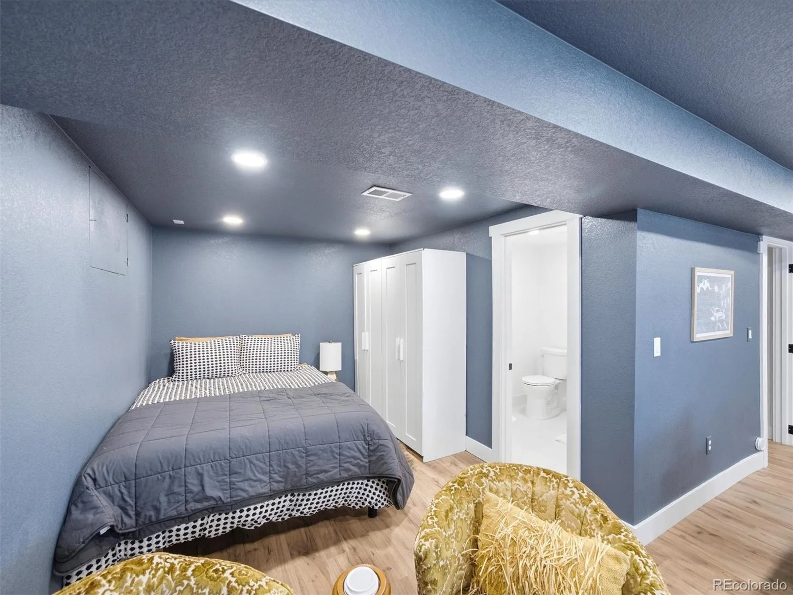 2651 S Jersey Street Denver CO 80222 | MLS #REC3532510 10112026221100 1600 25