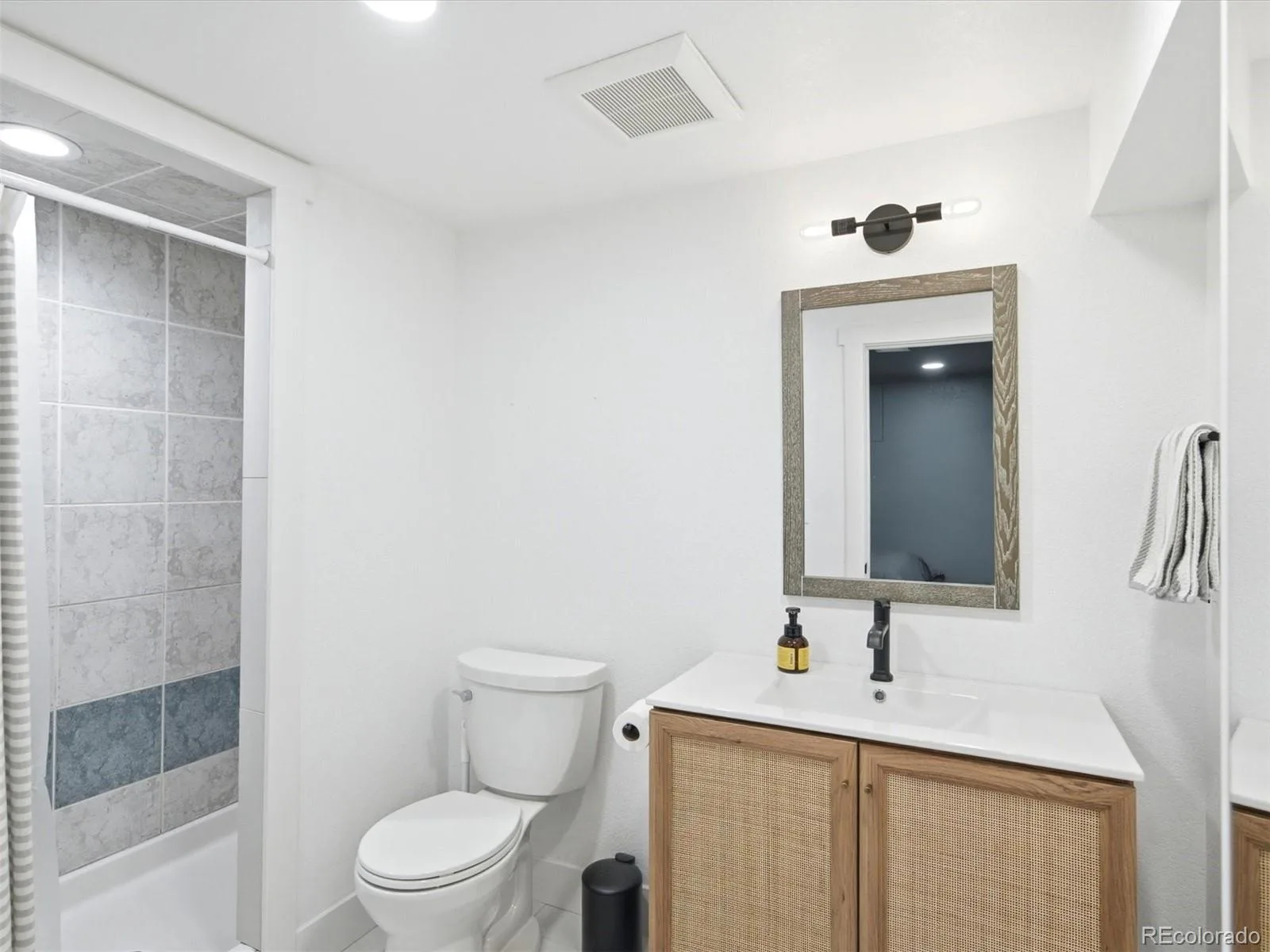 2651 S Jersey Street Denver CO 80222 | MLS #REC3532510 10112026221100 1600 26