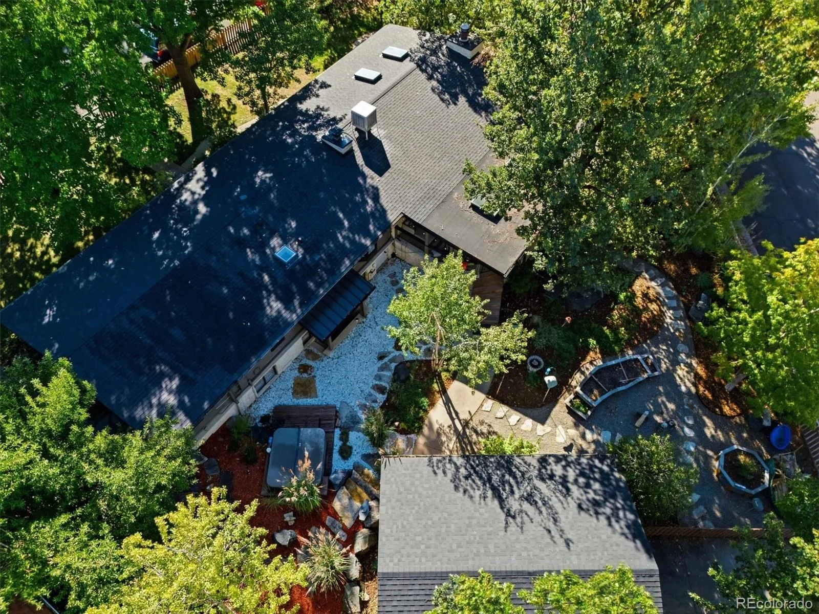 2651 S Jersey Street Denver CO 80222 | MLS #REC3532510 10112026221100 1600 40