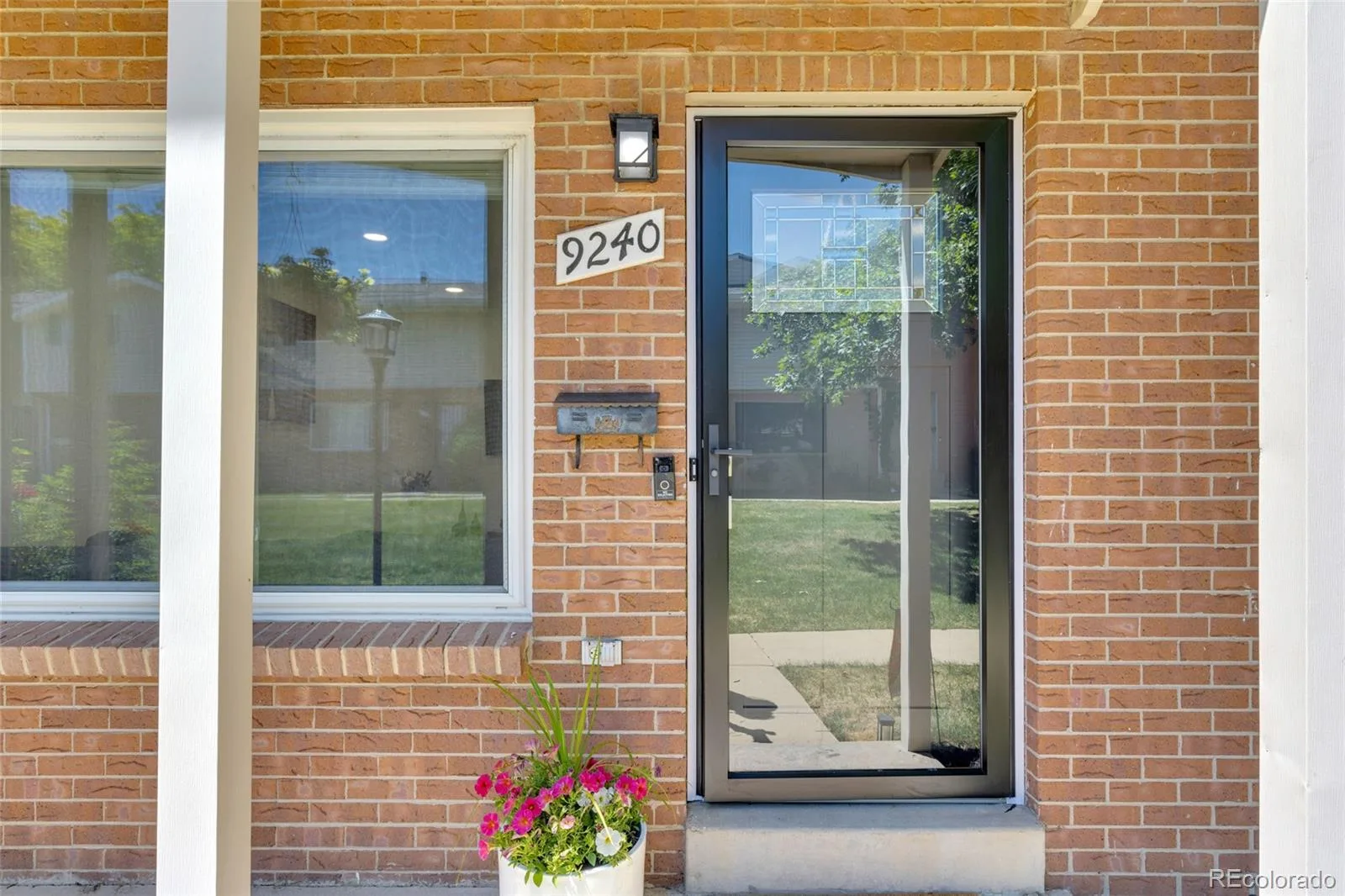 9240 E Lehigh Avenue #4 Denver CO 80237 MLS #REC3532803 06182026232151 1600 1