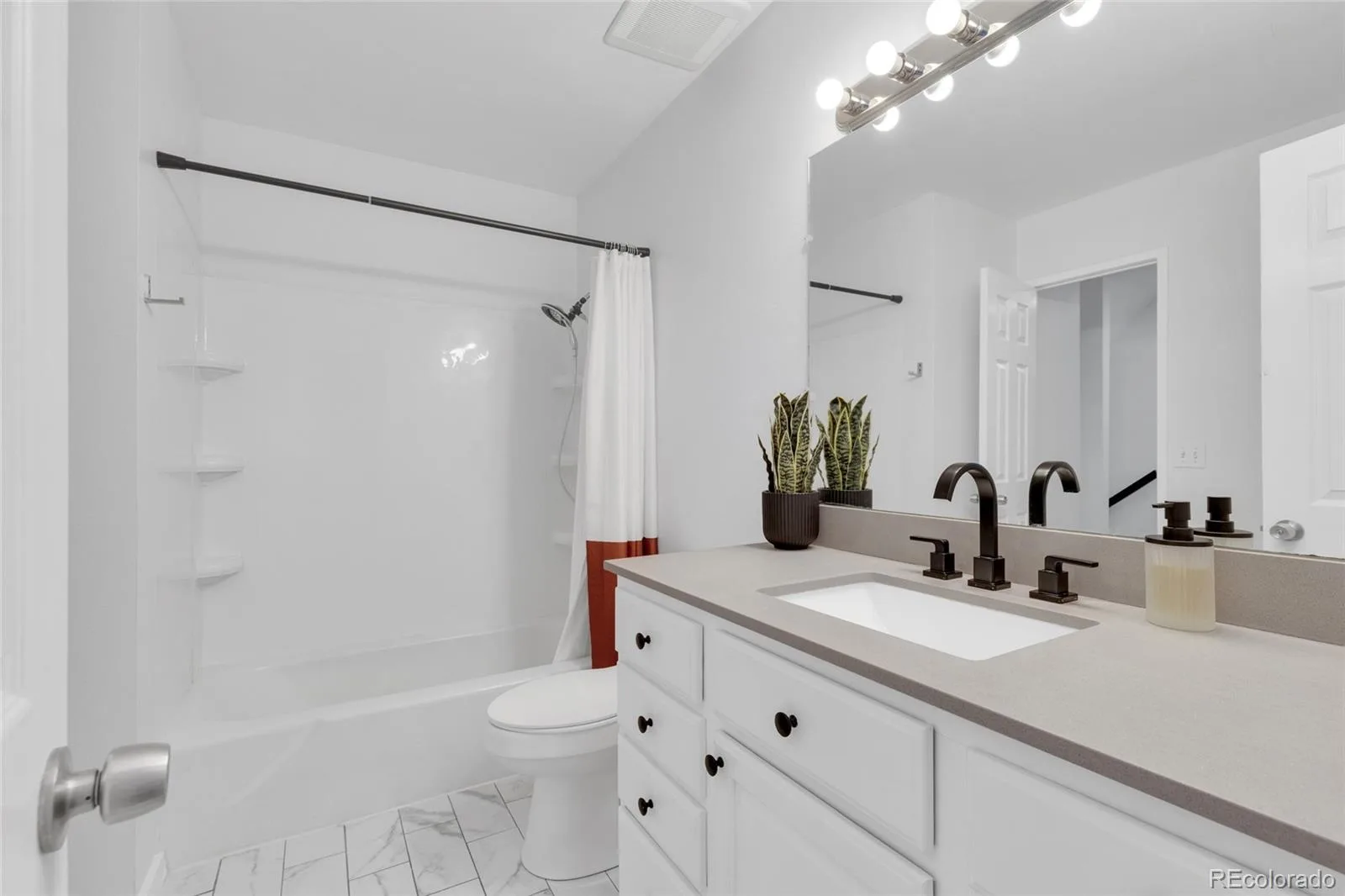 9240 E Lehigh Avenue #4 Denver CO 80237 MLS #REC3532803 06182026232151 1600 26