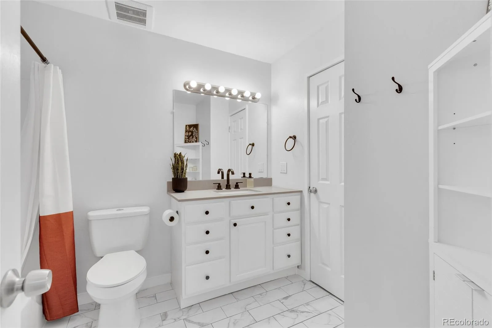 9240 E Lehigh Avenue #4 Denver CO 80237 MLS #REC3532803 06182026232151 1600 27