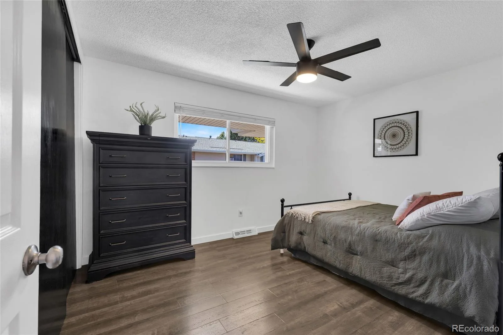 9240 E Lehigh Avenue #4 Denver CO 80237 MLS #REC3532803 06182026232151 1600 28