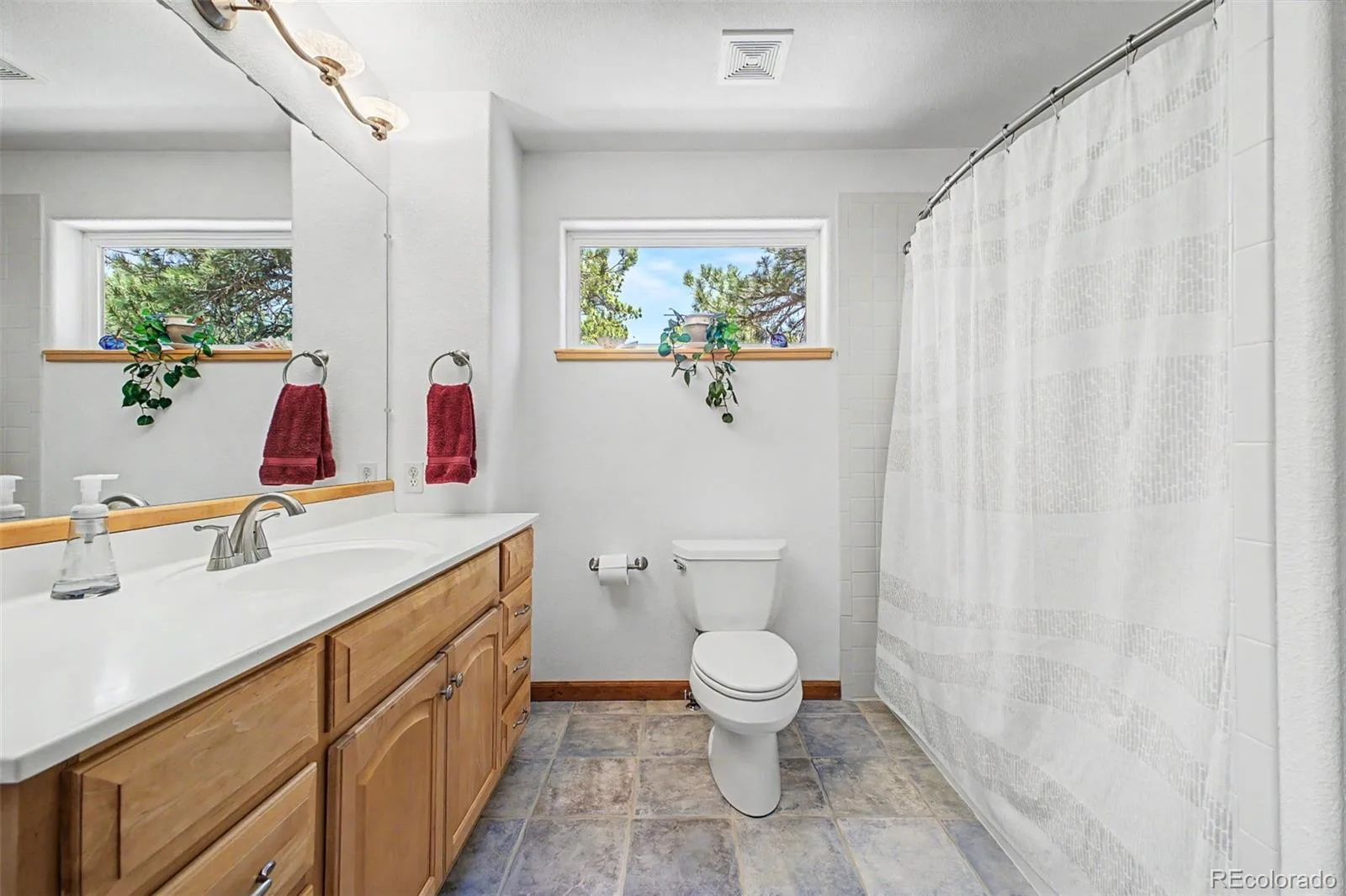 11743 Hillcrest Road Golden CO 80403 | MLS #REC3533247 07152026073936 1600 21
