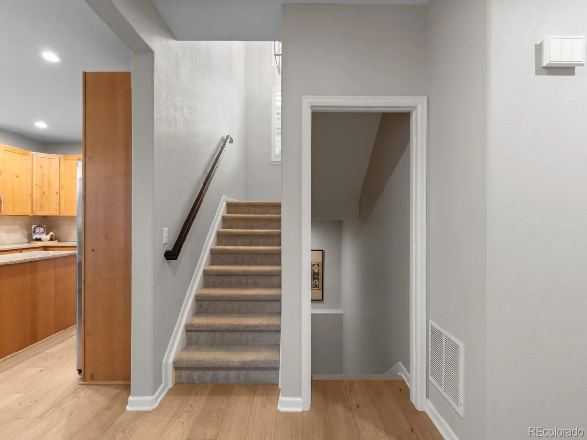 592 Meadowleaf Lane Highlands Ranch CO 80126 | MLS #REC3533603 08062026205025 1200 16
