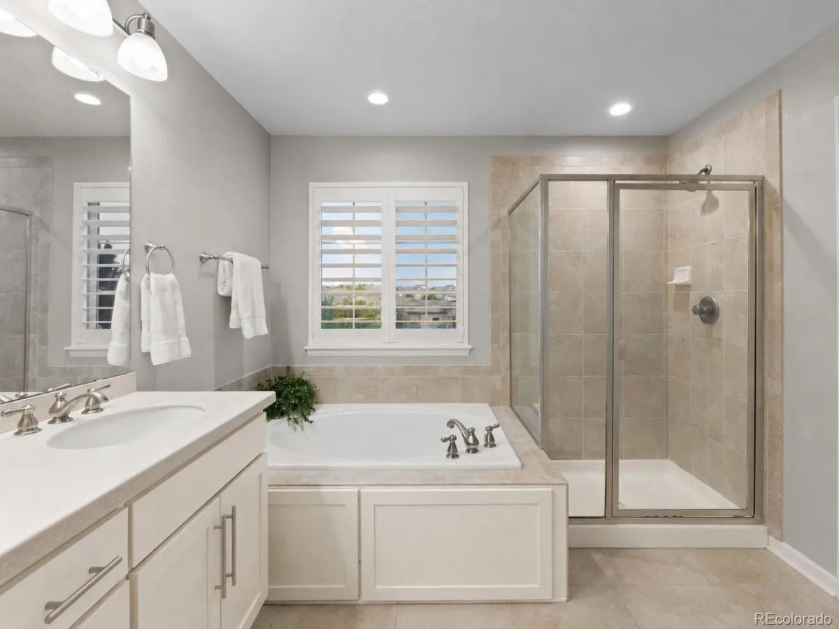 592 Meadowleaf Lane Highlands Ranch CO 80126 | MLS #REC3533603 08062026205025 1200 20