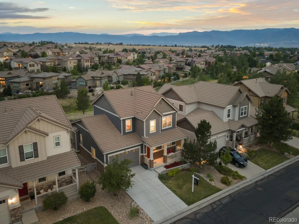 592 Meadowleaf Lane Highlands Ranch CO 80126 | MLS #REC3533603 08062026205025 1200 44