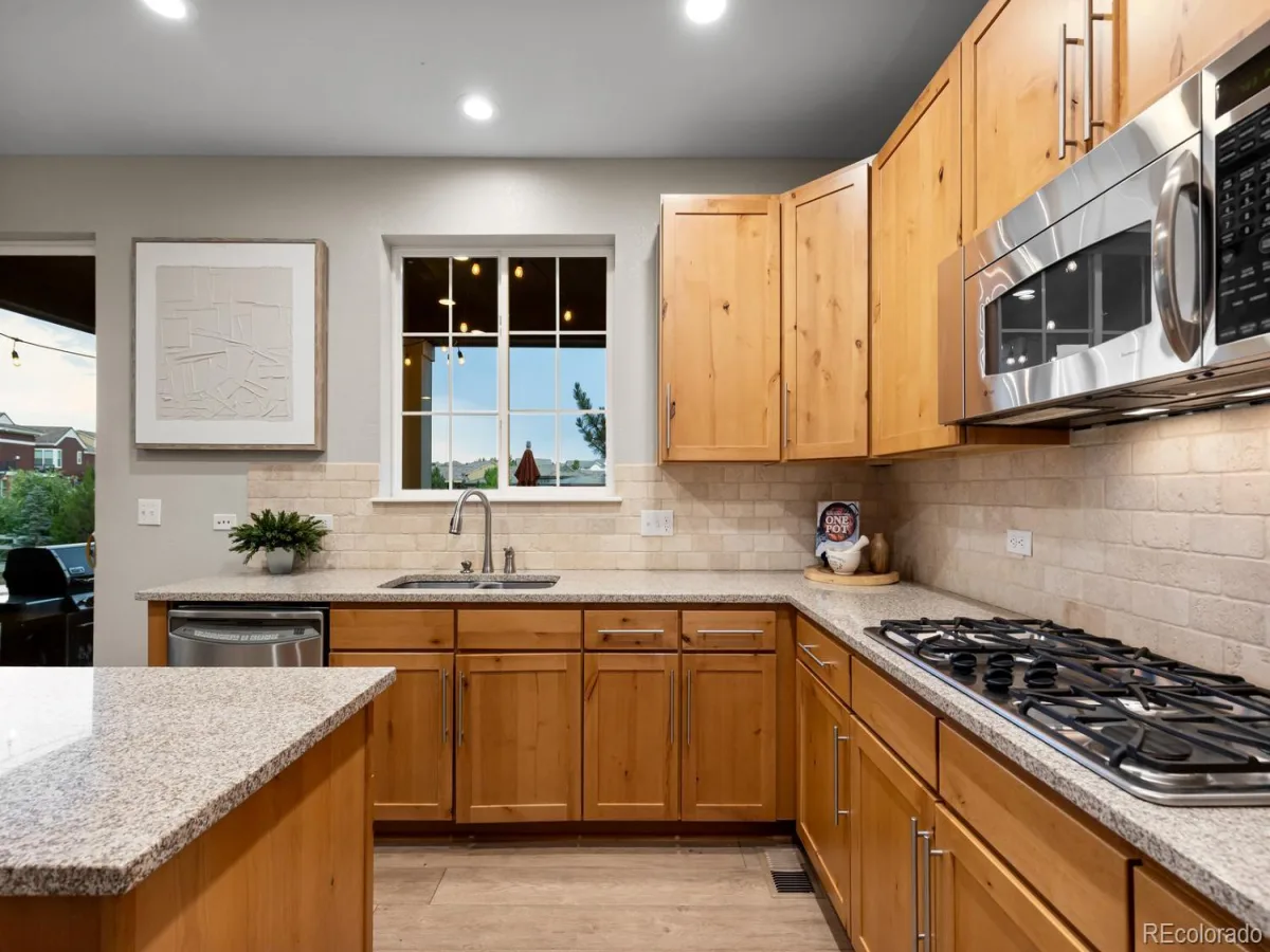 592 Meadowleaf Lane Highlands Ranch CO 80126 | MLS #REC3533603 08062026205025 1200 9