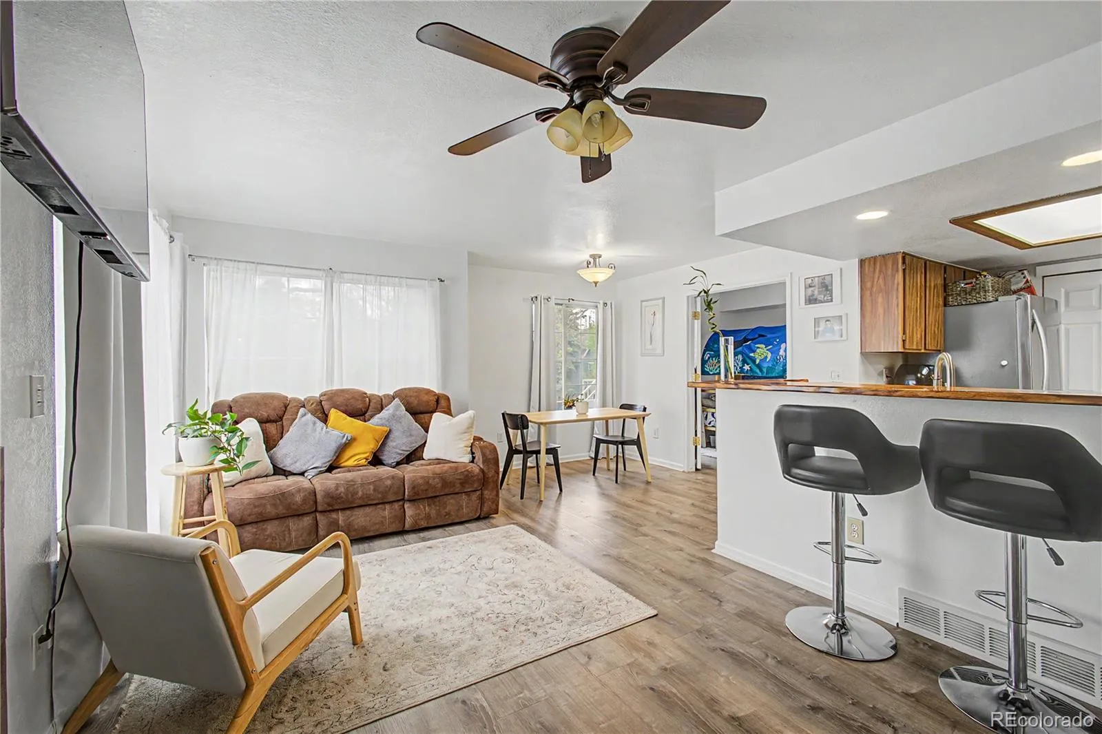 868 S Reed Court #A Lakewood CO 80226 MLS #REC3536690 05092026015938 1600 3