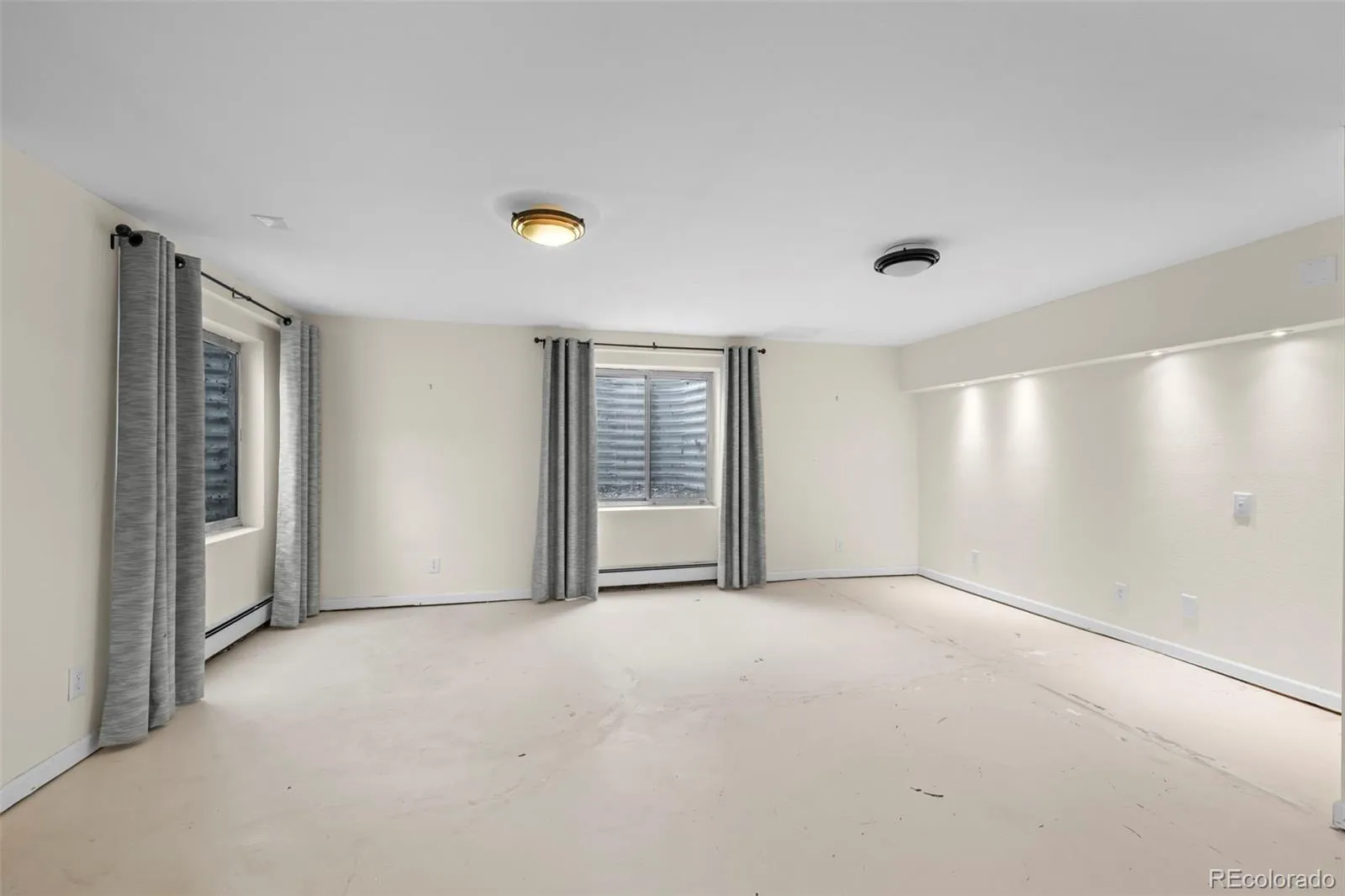 9546 Webster Way Broomfield CO 80021 MLS #REC3538700 05212026005032 1600 33