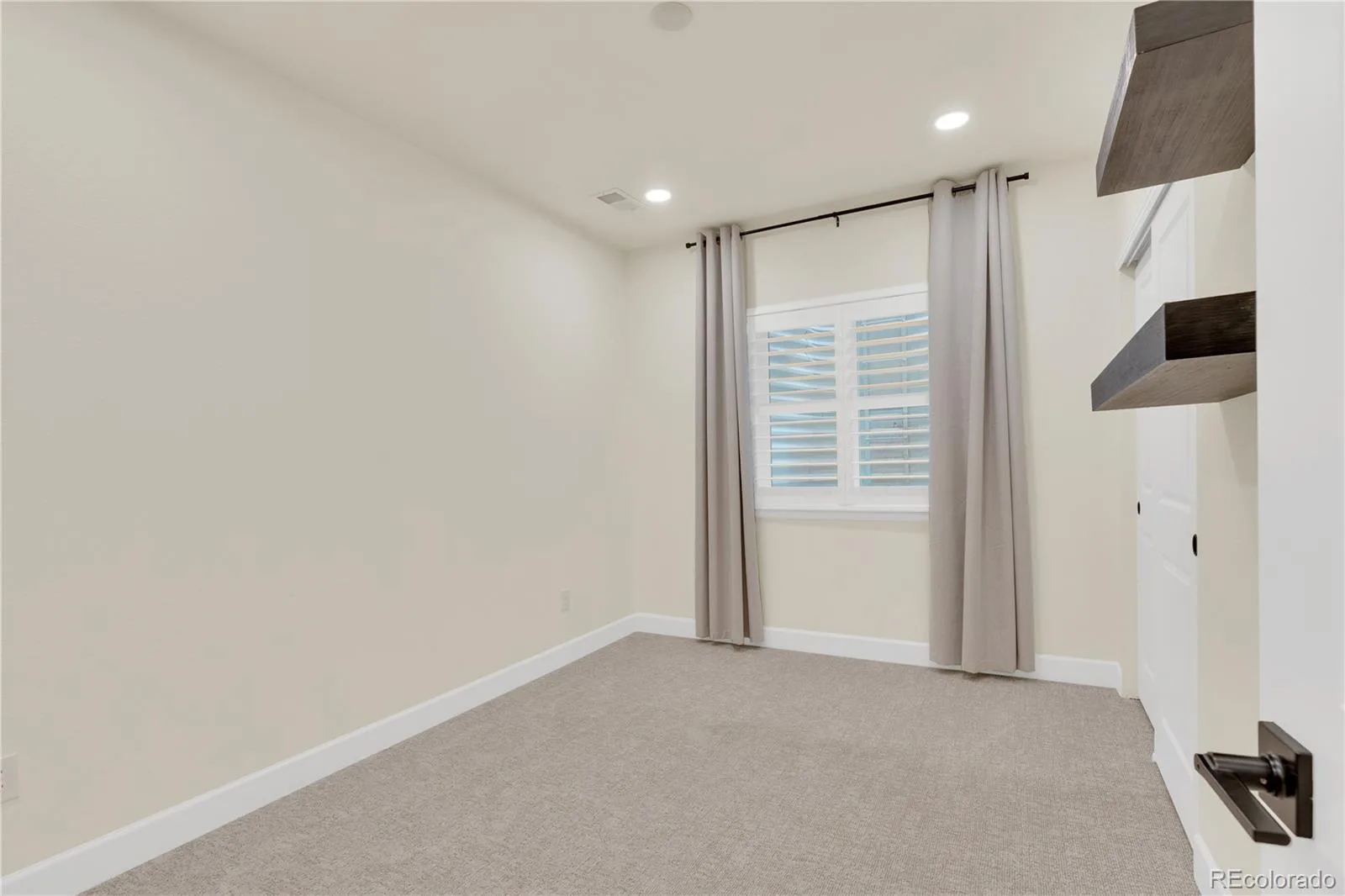 22629 E Tufts Place Aurora CO 80015 MLS #REC3538955 06192026235638 1600 45