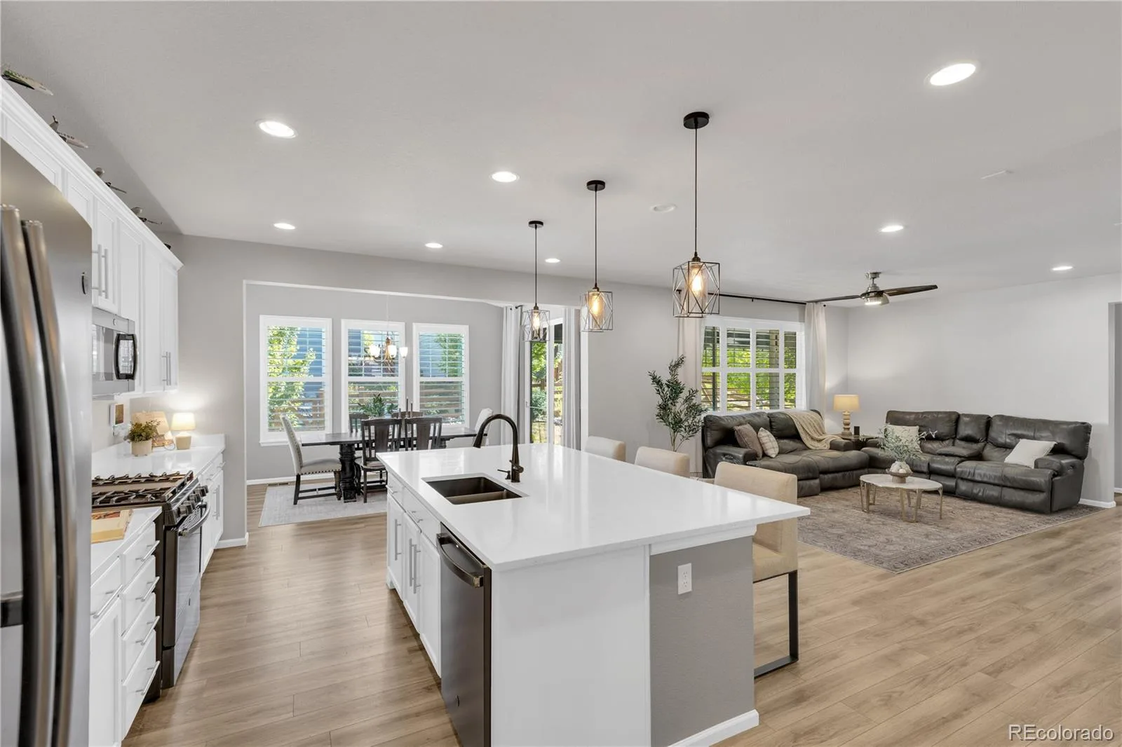 22629 E Tufts Place Aurora CO 80015 MLS #REC3538955 06192026235638 1600 7