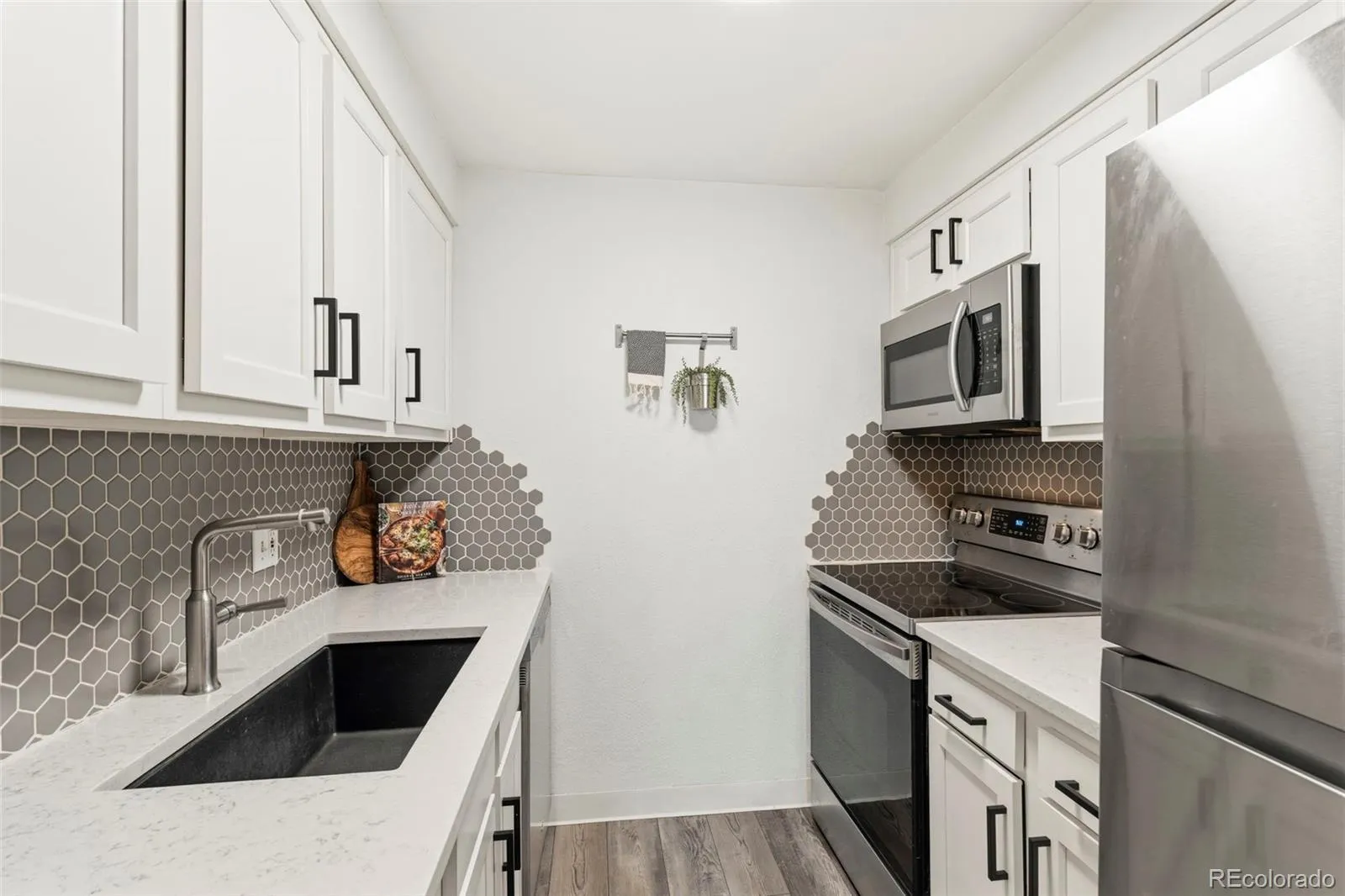 3047 W 47th Avenue #205 Denver CO 80211 | MLS #REC3539689 04072026143350 1600 6