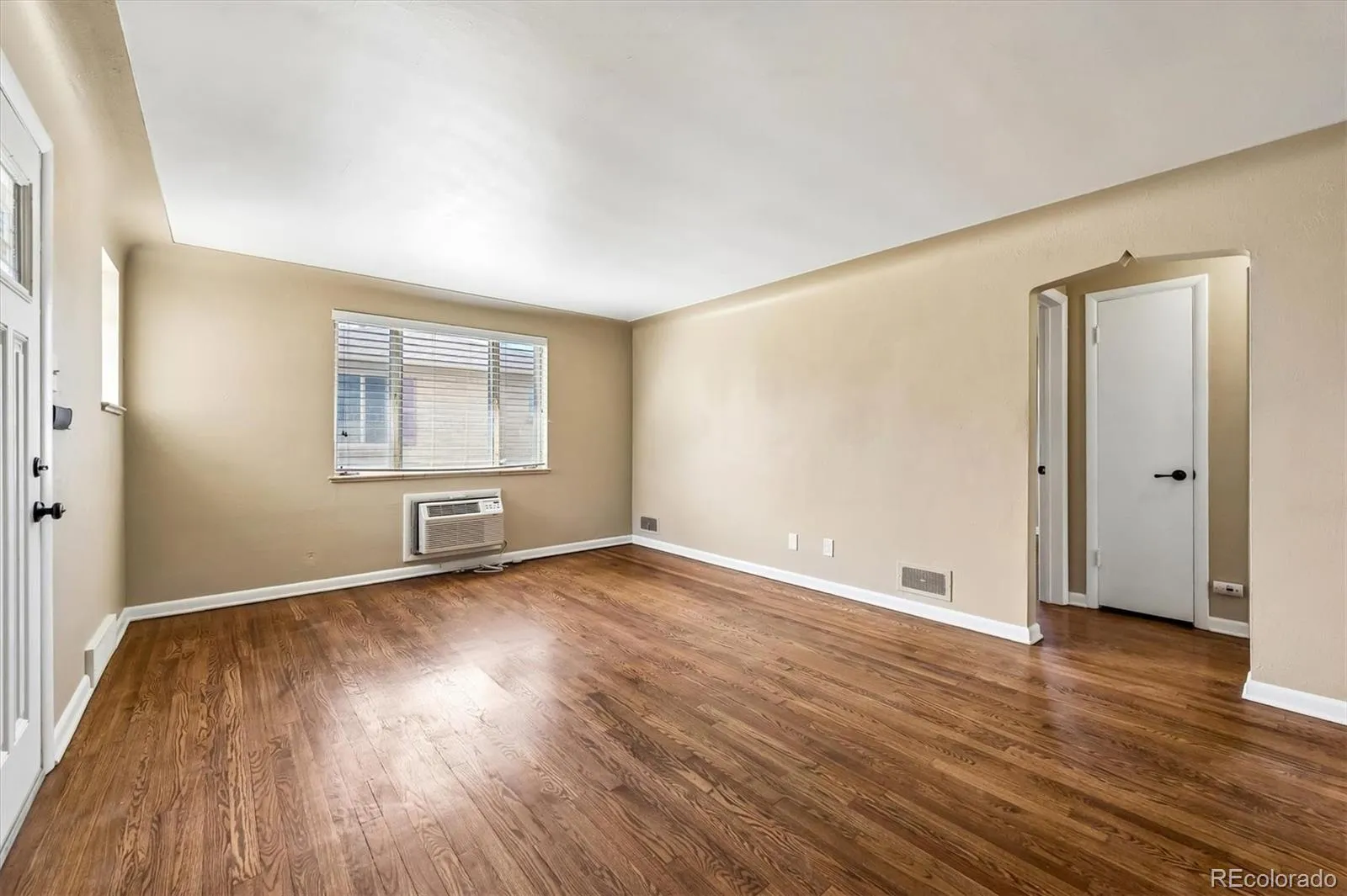 2655-2657 S Logan Street Denver CO 80210 MLS #REC3540261 04142026193558 1600 1