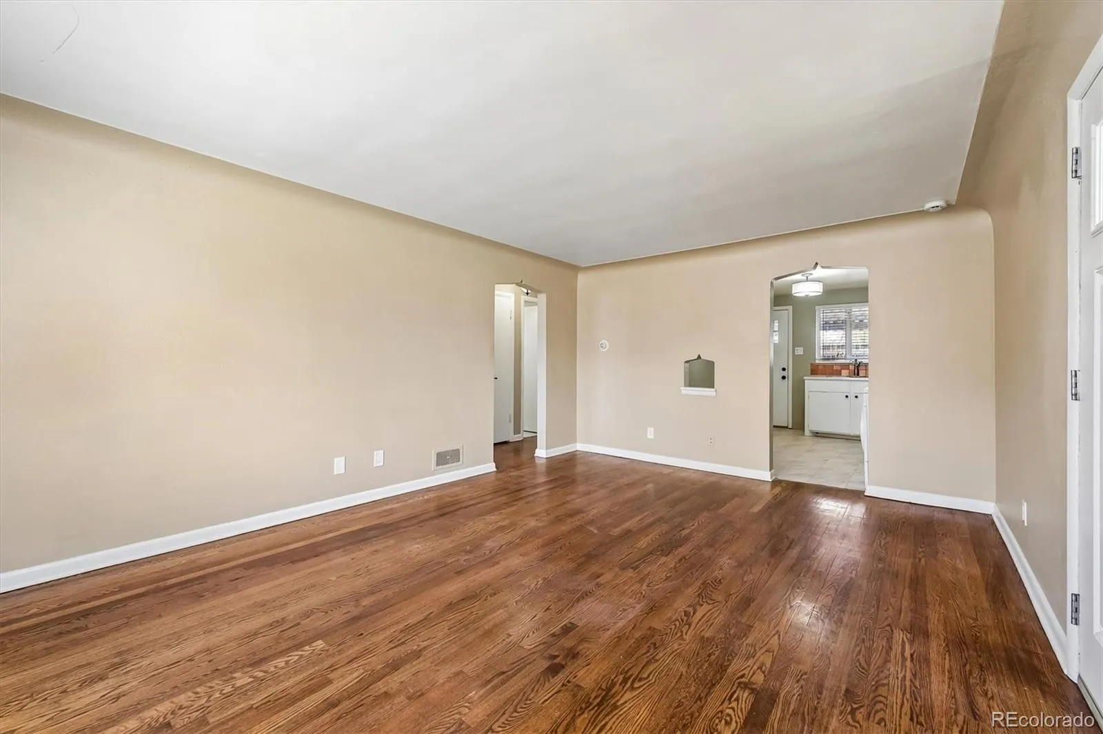 2655-2657 S Logan Street Denver CO 80210 MLS #REC3540261 04142026193558 1600 3