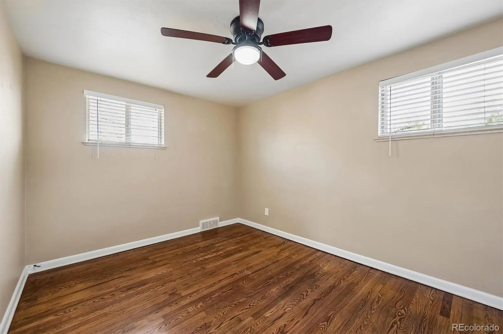2655-2657 S Logan Street Denver CO 80210 MLS #REC3540261 04142026193558 1600 6