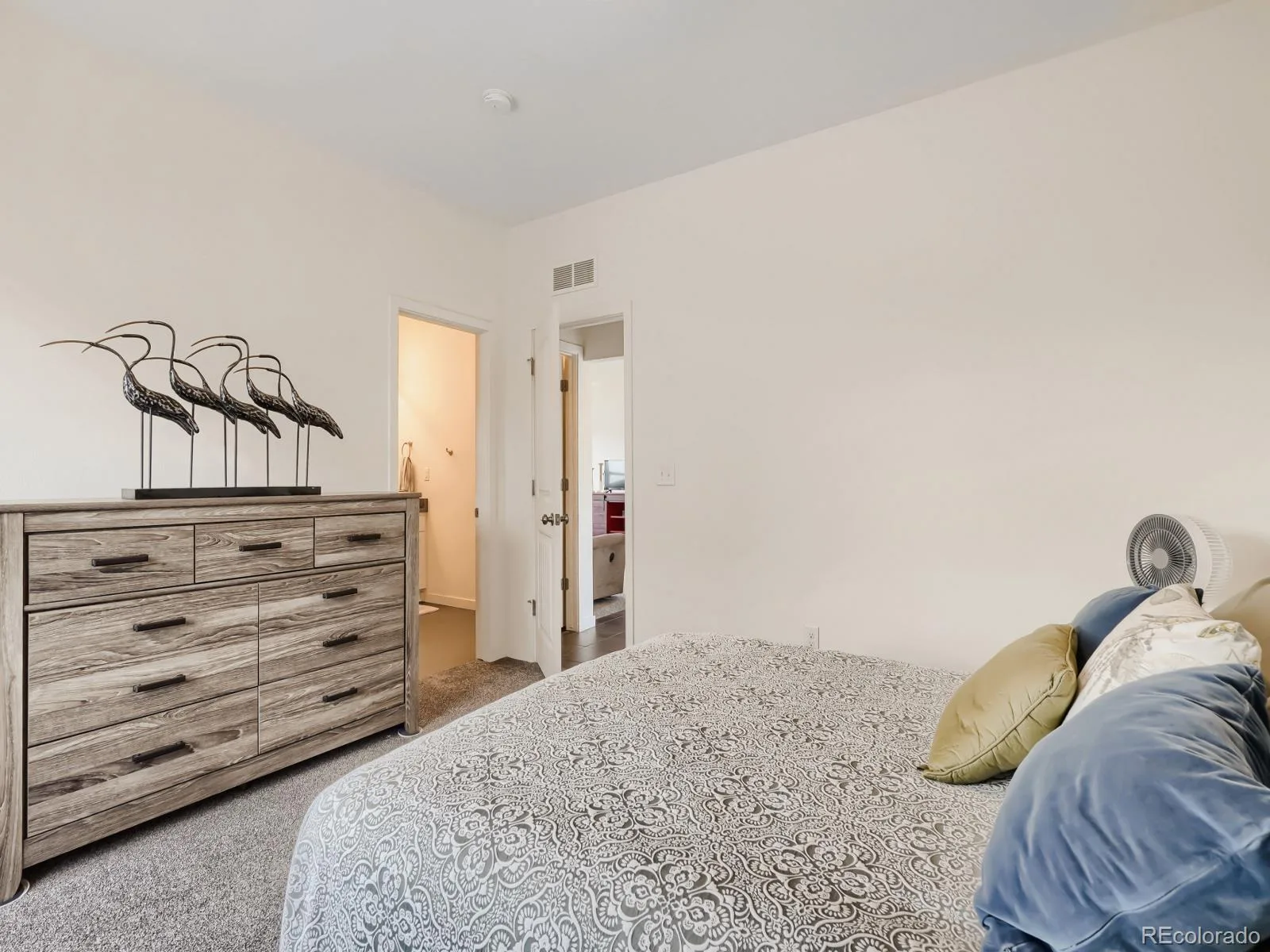 19198 E 55TH Avenue Denver CO 80249 | MLS #REC3540410 08142026023516 1600 11