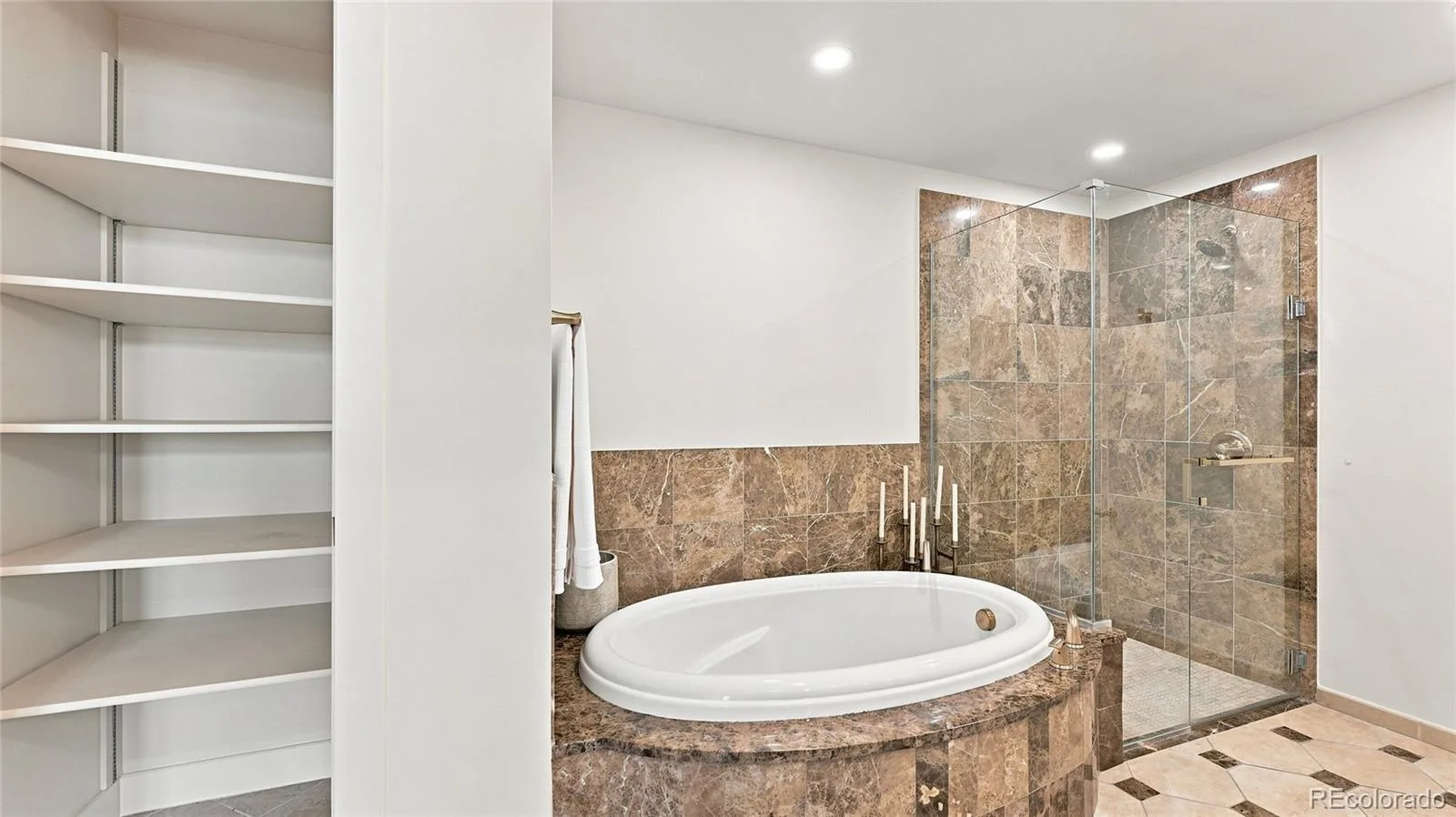 7220 W Bonfils Lane #302 Denver CO 80226 | MLS #REC3541395 08272026163314 1600 11