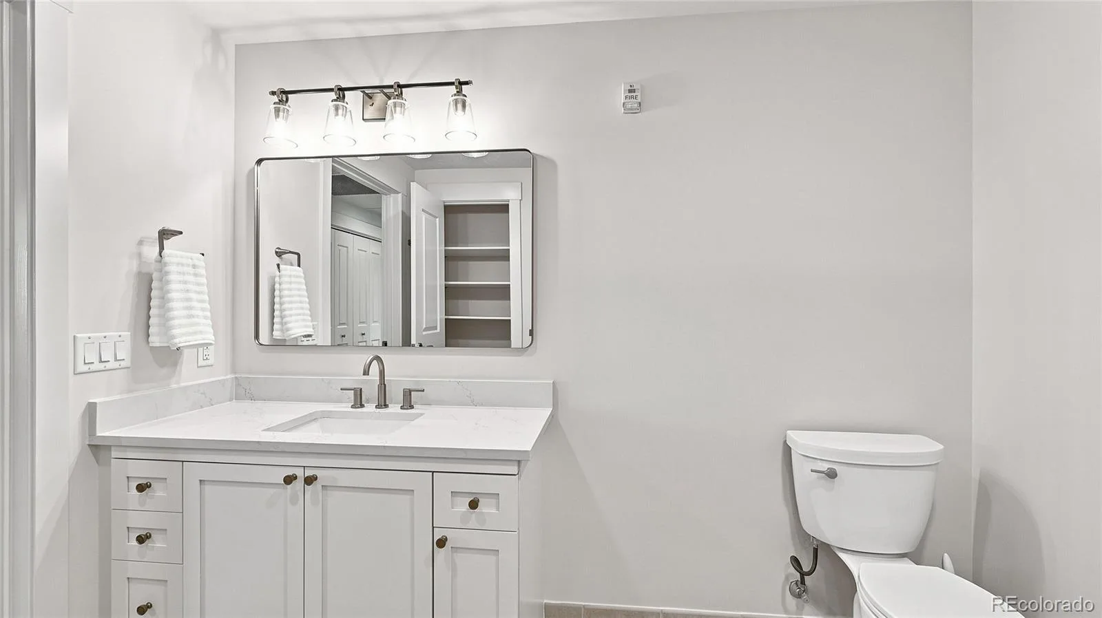 7220 W Bonfils Lane #302 Denver CO 80226 | MLS #REC3541395 08272026163314 1600 16