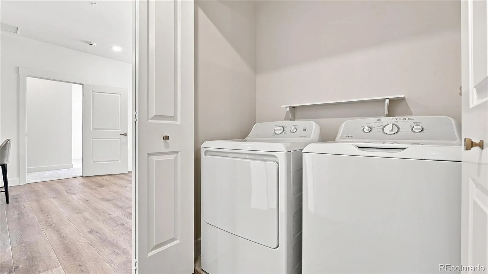 7220 W Bonfils Lane #302 Denver CO 80226 | MLS #REC3541395 08272026163314 1600 18
