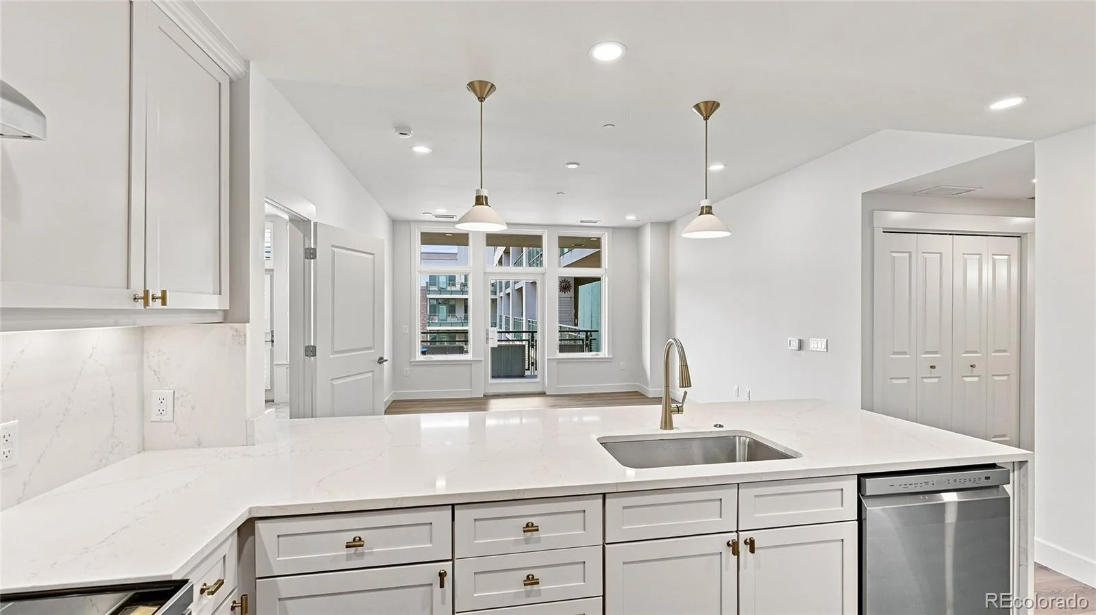 7220 W Bonfils Lane #302 Denver CO 80226 | MLS #REC3541395 08272026163314 1600 5