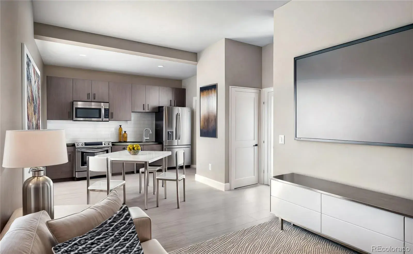 04232025003010 1600 0