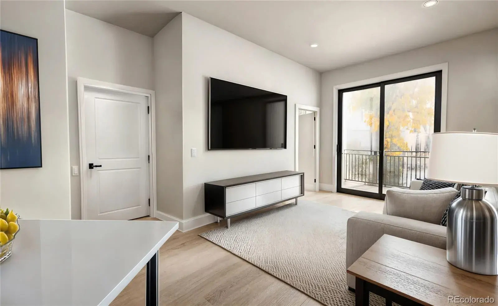 04232025003010 1600 1