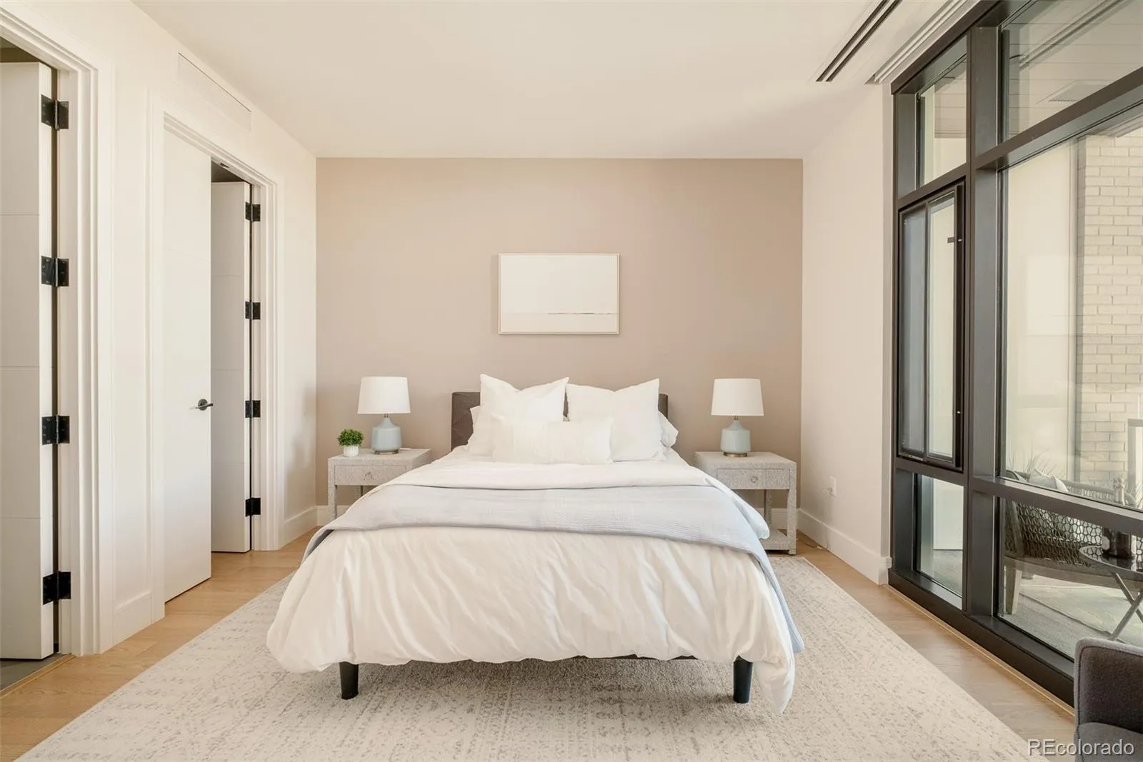 04092026213902 1600 24