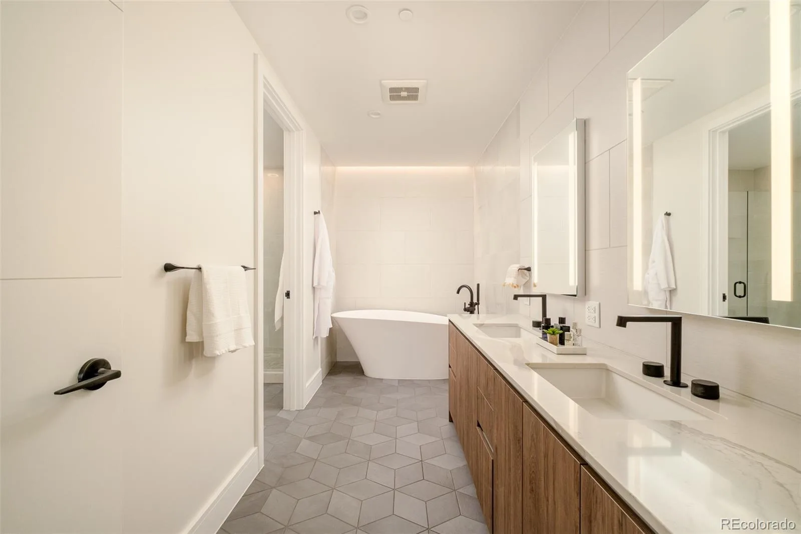 1901 Wazee Street #704 Denver CO 80202 | MLS #REC3541475 09232026084403 1600 17