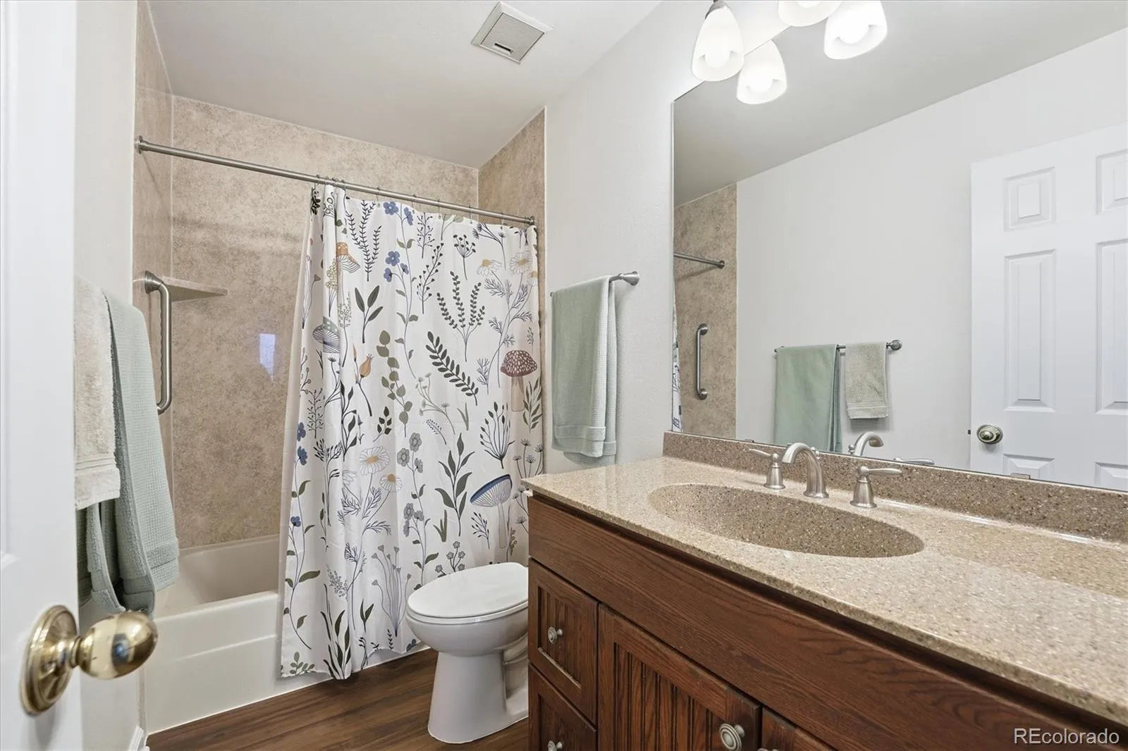 2258 S Nome Court Aurora CO 80014 MLS #REC3542152 04292026191049 1600 27
