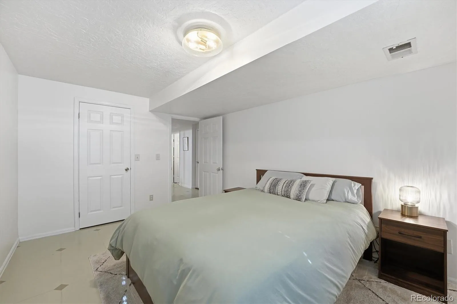 2258 S Nome Court Aurora CO 80014 MLS #REC3542152 04292026191049 1600 29