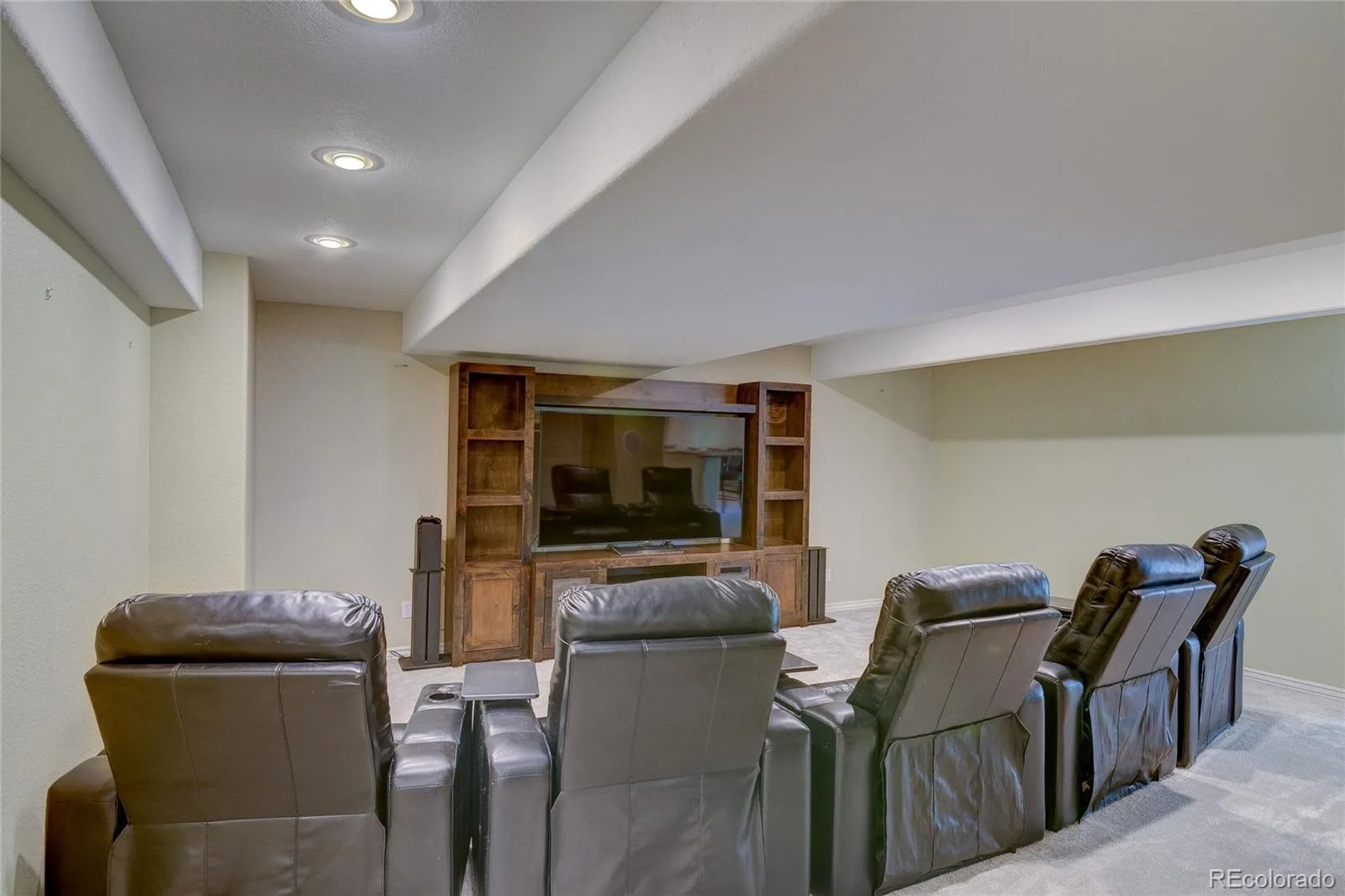 22226 E Glasgow Place Aurora CO 80016 MLS #REC3543318 06192026074624 1600 31