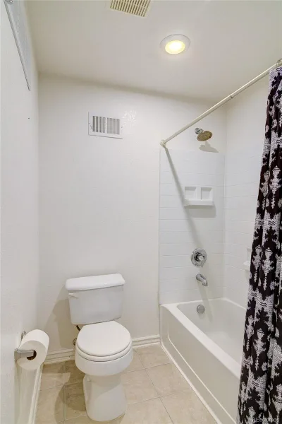 22226 E Glasgow Place Aurora CO 80016 MLS #REC3543318 06192026074624 800 40