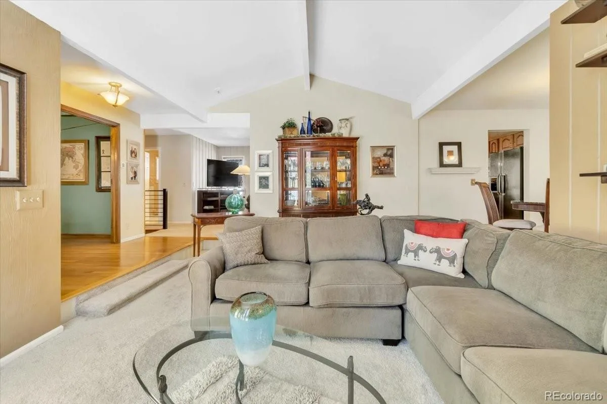 7019 S Windermere Street Littleton CO 80120 MLS #REC3543415 06092026002255 1200 4