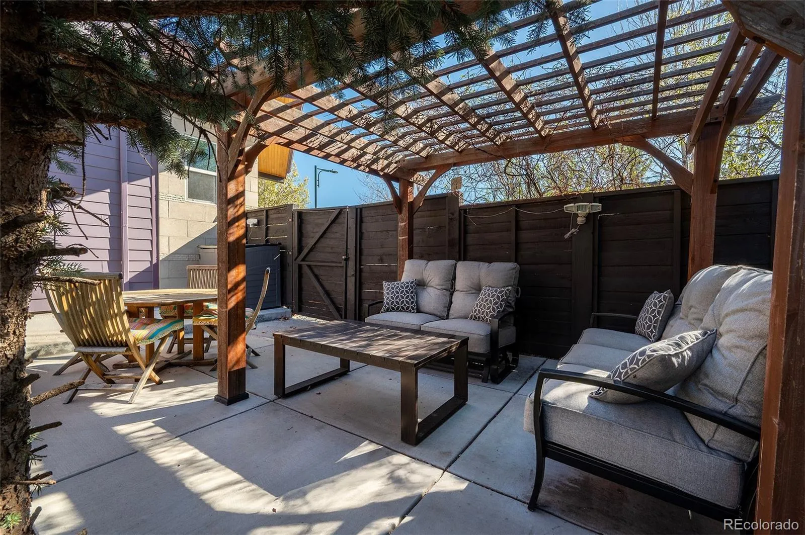 04072026162711 1600 32