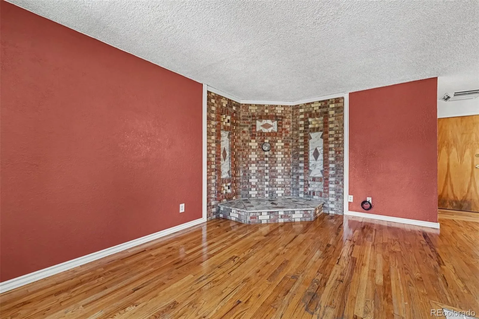 697 Lupine Street Golden CO 80401 | MLS #REC3544471 08242026234646 1600 2